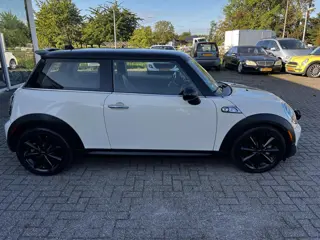 Foto 14 van MINI 3-Deurs 1.6 Cooper S Westminster