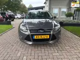 Foto 21 van Ford Focus 1.6 TI-VCT First Edition