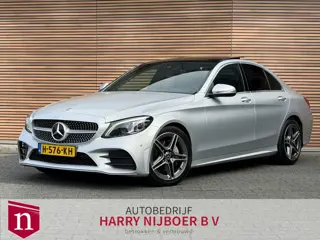 Mercedes-Benz C-Klasse 200 Business Solution AMG Trekhaak / Panoramadak / Camera