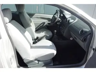 Foto 16 van Ford Fiesta 1.25-16V Centennial