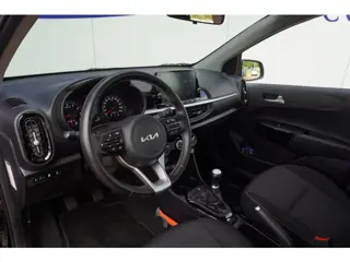 Foto 20 van Kia Picanto 1.0 DPi DynamicLine / Camera / Carplay / Cruise / 1EIG / ORIG-NL / 14"LMV / Airco / = SU