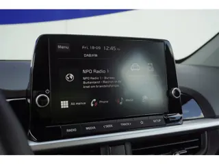 Foto 11 van Kia Picanto 1.0 DPi DynamicLine / Camera / Carplay / Cruise / 1EIG / ORIG-NL / 14"LMV / Airco / = SU