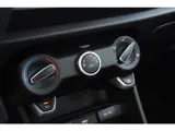 Foto 24 van Kia Picanto 1.0 DPi DynamicLine / Camera / Carplay / Cruise / 1EIG / ORIG-NL / 14"LMV / Airco / = SU
