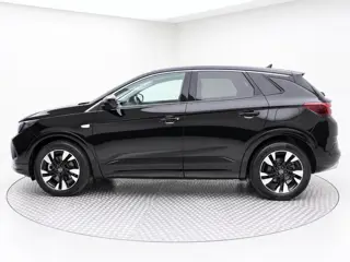 Foto 20 van Opel Grandland 1.6 Turbo Plug-In Hybrid Business Elegance | Camera + PDC v&a | LED Matrix | Cruise A