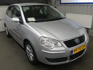 Foto 14 van Volkswagen Polo 1.4-16V Optive - Airco - Weinig Km Nap