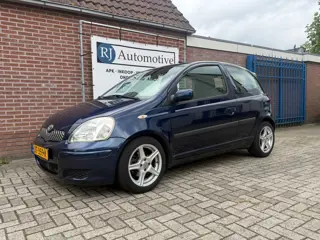 Toyota Yaris 1.3 VVT-i Sol APK 5-2027 (bj 2004)