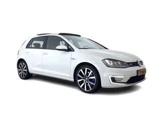 Volkswagen Golf 1.4 TSI GTE Aut. Panodak |Heated Seats | Xenon |18Inch | Pdc | Cruise Control