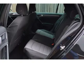 Foto 11 van Volkswagen Golf 1.4 TSI 140 pk ACT R-Line Xenon Navi Clima Cruise CarPlay Pdc