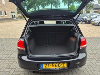 Foto 19 van Volkswagen Golf 1.4 TSI Style schuifdak automaat 114 dkm