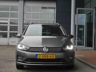 Foto 19 van Volkswagen Golf Sportsvan 1.6 TDI Highline | Navigatie | CarPlay | Cruise Control | Trekhaak | Licht