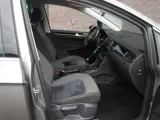 Foto 24 van Volkswagen Golf Sportsvan 1.6 TDI Highline | Navigatie | CarPlay | Cruise Control | Trekhaak | Licht