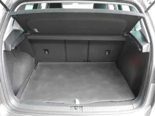 Foto 12 van Volkswagen Golf Sportsvan 1.6 TDI Highline | Navigatie | CarPlay | Cruise Control | Trekhaak | Licht