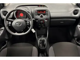 Foto 12 van Toyota Aygo 1.0 VVT-i x-fun*Airco*5Deurs*Cruisecontrol*Nap*