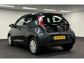 Foto 15 van Toyota Aygo 1.0 VVT-i x-fun*Airco*5Deurs*Cruisecontrol*Nap*