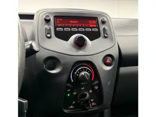Foto 19 van Toyota Aygo 1.0 VVT-i x-fun*Airco*5Deurs*Cruisecontrol*Nap*