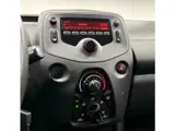 Foto 29 van Toyota Aygo 1.0 VVT-i x-fun*Airco*5Deurs*Cruisecontrol*Nap*