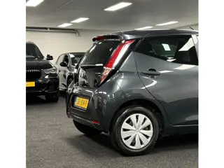 Foto 20 van Toyota Aygo 1.0 VVT-i x-fun*Airco*5Deurs*Cruisecontrol*Nap*