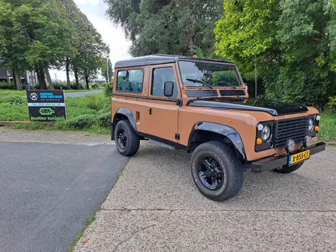 Land Rover Defender 2.3 90 (bj 1984)