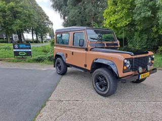 Land Rover Defender 2.3 90 (bj 1984)