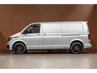 Foto 18 van Volkswagen Transporter T6.1 2.0 TDI 150 PK L2H1 DSG | L+R Schuifdeur | ACC | CarPlay | Trekhaak | MF