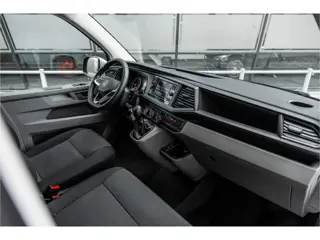 Foto 13 van Volkswagen Transporter T6.1 2.0 TDI 150 PK L2H1 DSG | L+R Schuifdeur | ACC | CarPlay | Trekhaak | MF