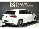 Foto 23 van Volkswagen Golf 1.5 eTSI ACT / PANO / HUD / ACC / MEMORY / MASSAGE / CARPLAY / STUUR+STOELVERW