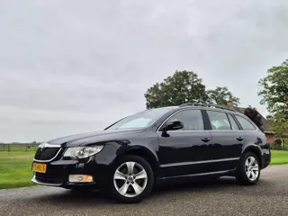 Škoda Superb Combi 1.4 TSI Ambition (bj 2011)