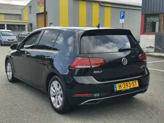 Foto 20 van Volkswagen Golf 1.5 TSI Comfortline-NAP-CARPLAY