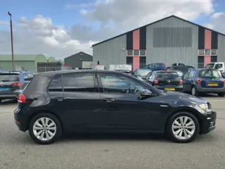 Foto 17 van Volkswagen Golf 1.5 TSI Comfortline-NAP-CARPLAY