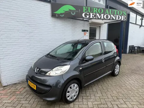 Peugeot 107 1.0-12V XR KOPPELING NIEUW