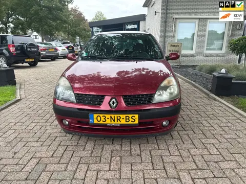 Renault Clio 1.6-16V Privilège