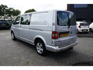 Foto 11 van Volkswagen Transporter 2.5 TDI 340 Trendline DC