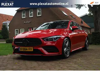 Mercedes-Benz CLA-klasse 180 Business Solution AMG Aut. | AMG-Pakket | Sfeerverlichting | Full Led |