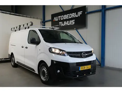 Opel Vivaro 2.0 CDTI L3H1 3p Edition - N.A.P. Airco, Imperiaal, Kasten inrichting, Camera, Carplay, 