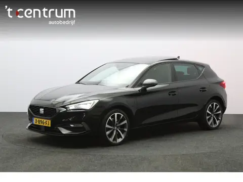 SEAT Leon 1.4 TSI eHybrid 204 PK PHEV FR Business Intense, Panoramadak, Camera, Winterpakket, Carpla