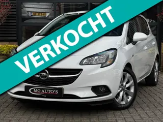 Opel Corsa 1.4 Favourite | Navigatie | Cruise Control | Parkeersensoren | Dealer Onderhouden | Airco