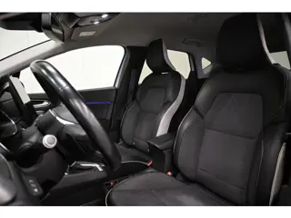 Foto 12 van Renault Captur TCe 130 EDC Intens | AUTOMAAT | CAMERA | NAVI | CRUISE CONTROL | CLIMATE CONTROL | PD