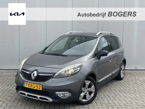 Renault Scénic Xmod 1.2 TCe Bose Climate Control, Cruise Control, 17"Lm, Trekhaak, Half leder, Parke