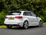 Foto 29 van Audi A3 Sportback 35 TFSI CoD S-Line Advance Sport