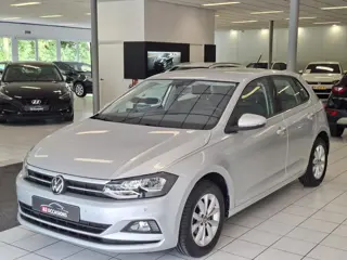 Volkswagen Polo 1.0 TSI Highline Navi/Bluetooth/Parkeersensoren voor en achter