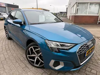 Foto 19 van Audi A3 SPORTBACK 2021 30 TFSI HYBRID S edition LED CARPLAY 18-INCH NAP