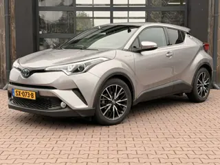 Foto 20 van Toyota C-HR 1.8 Hybrid Dynamic | LED | Trekhaak | Camera | Stoelverwarming | All-seasons | Navi | Ke