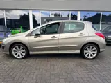 Foto 25 van Peugeot 308 1.6 VTi Melbourne/Facelift/Nl Auto/Luxe Uitvoering!!!
