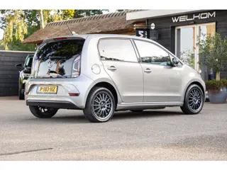 Foto 12 van Volkswagen E-Up! E-up! Soh 80% I Climate I Cruise I Parkeersensoren I Stoelverwarming I LM Velgen