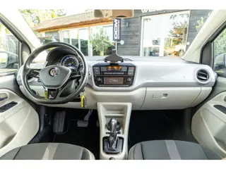 Foto 14 van Volkswagen E-Up! E-up! Soh 80% I Climate I Cruise I Parkeersensoren I Stoelverwarming I LM Velgen