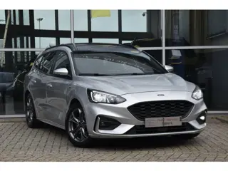 Ford Focus Wagon 1.5 EcoBoost ST-Line AUT | Pano | ACC | Trekhaak