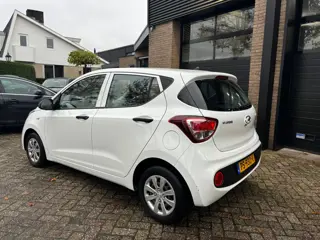 Foto 14 van Hyundai I10 1.0i i-Motion