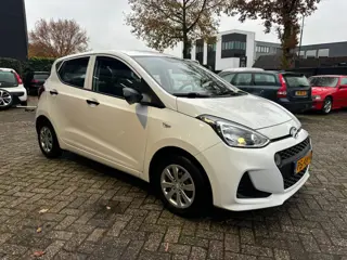 Foto 15 van Hyundai I10 1.0i i-Motion