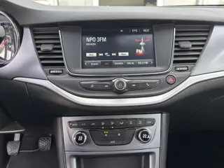 Foto 18 van Opel Astra Sports Tourer 1.2 Edition   /achteruitrij camera/airco/navi/cruise control/carplay/pdc