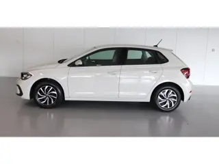 Foto 19 van Volkswagen Polo Volkswagen Polo Life | 39.731 km | Rijklaar € 17.950,-